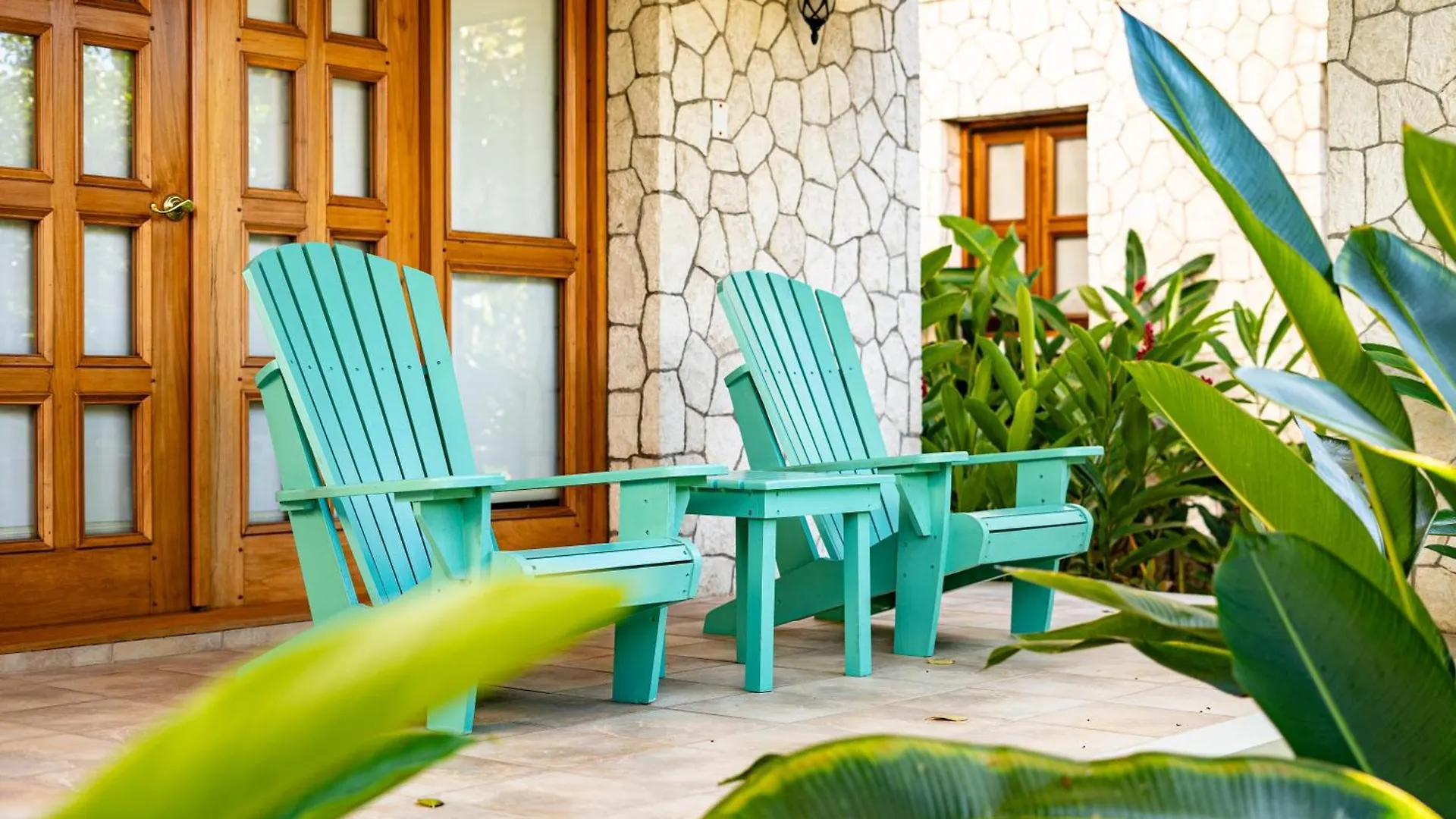 Ocean Cliff Hotel Negril Limited - Adults Only