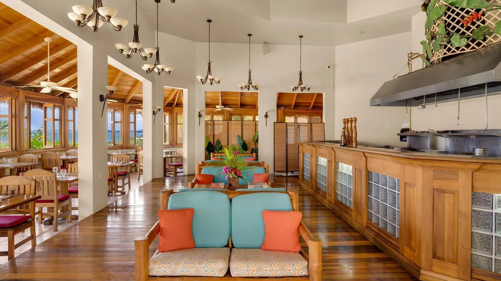 Ocean Cliff Hotel Negril Limited - Adults Only