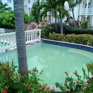 studio-columbus-heights.hotelsochorios.net/