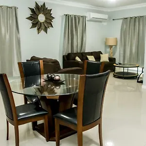 16-fairway-hamptons-unit-no3-new-kingston-luxury-apartment.hotelsochorios.net/